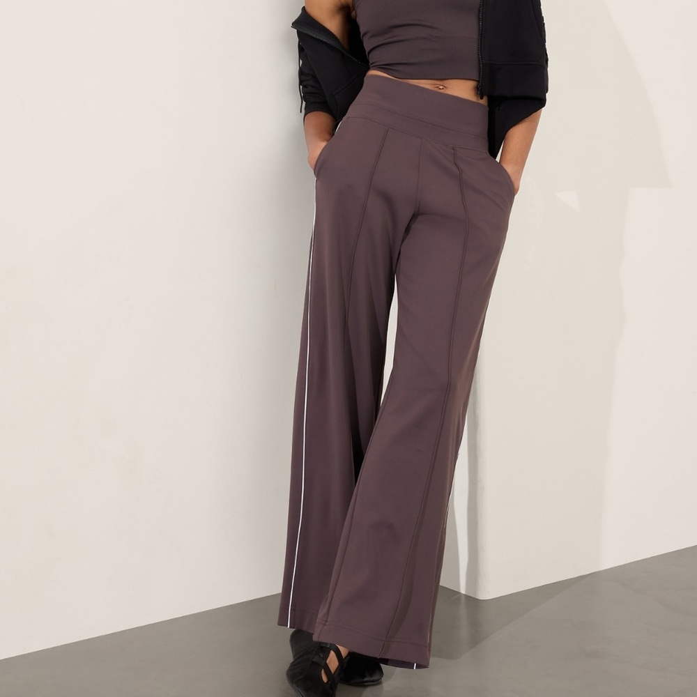 NWT Athleta Venice High Rise Track Stripe Wide Leg (XL)